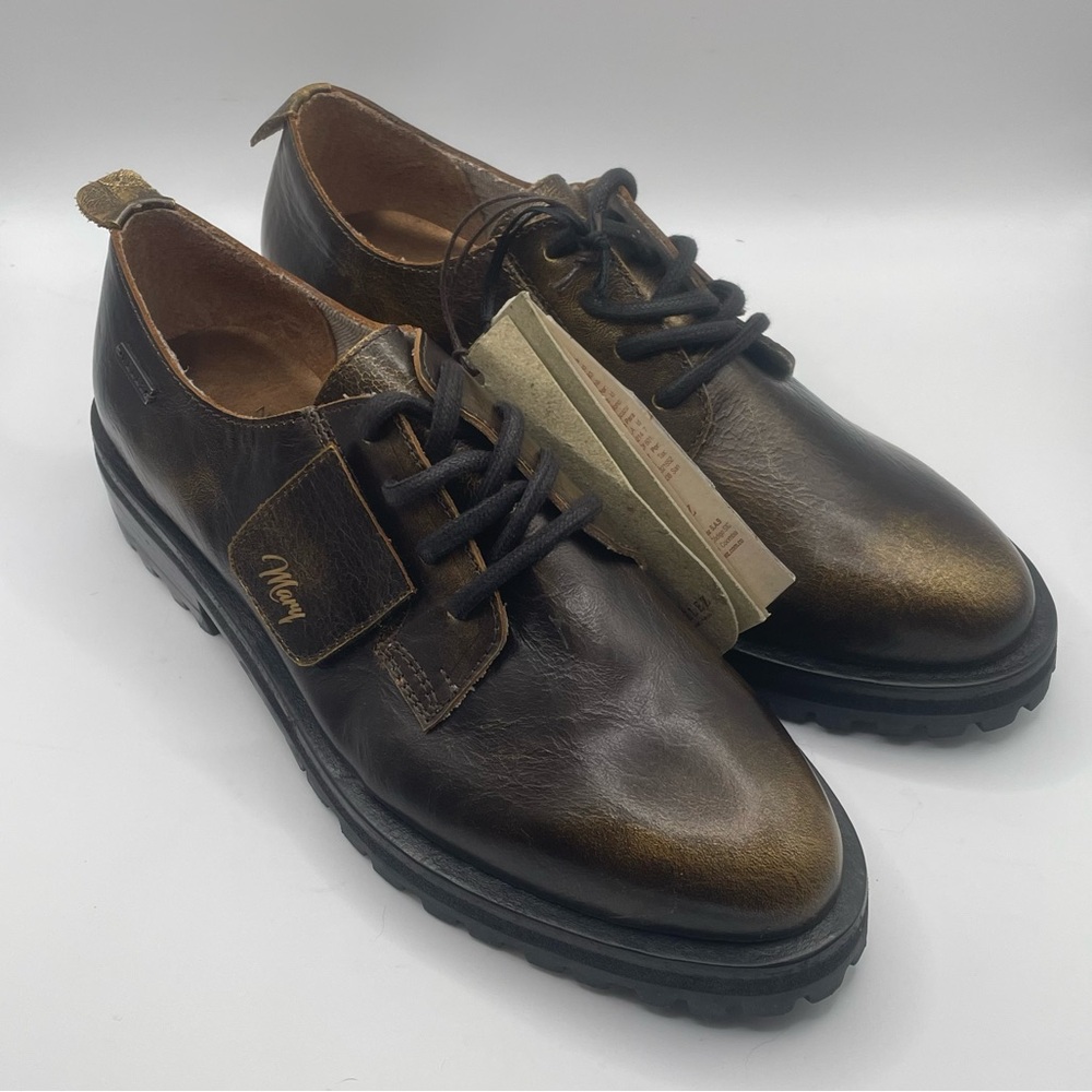 NWT Women’s Vélez Gobi Oxfords Size 37 (US 7)